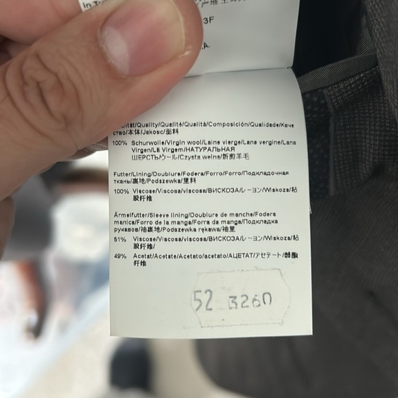 Hugo Boss Brown Suit 42 R (US size) - Picture 4 of 6